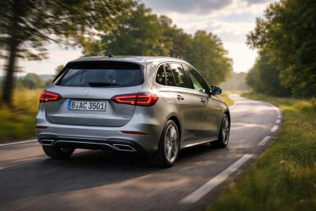 mercedes-classe-b-route-campagne